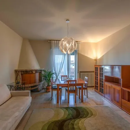 Apartamento Grandi 19 *