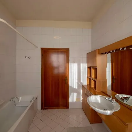 Grandi 19 Apartamento Peschiera del Garda
